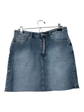 Rebecca Minkoff Raw Hem Denim Skirt Size 8 Light Wash Mini Length Cotton Jean
